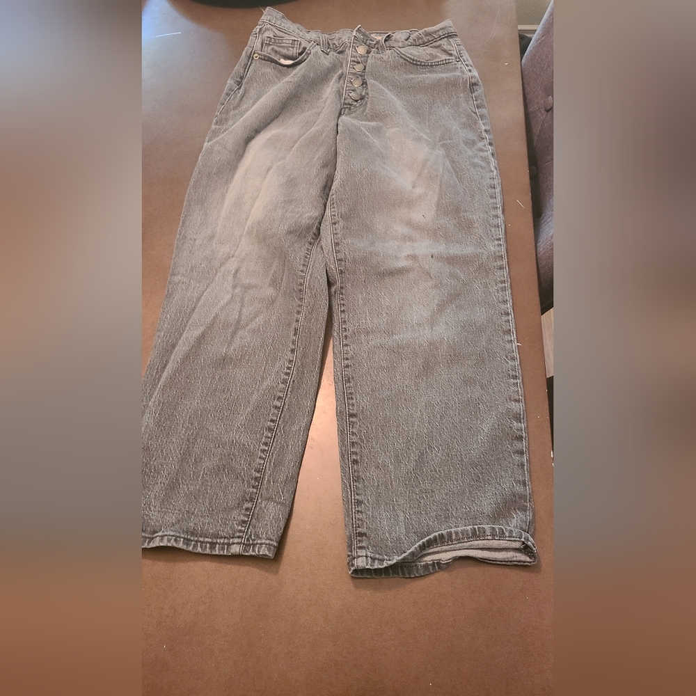 Universal Threads size 29" jeans